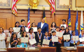 Students receiving Volunteer Service Award